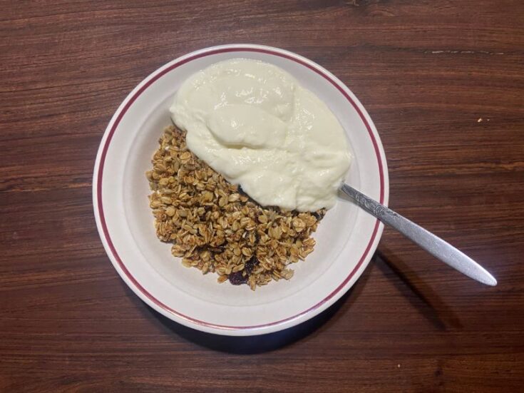 How to make the best granola ever with homemade yoghurt